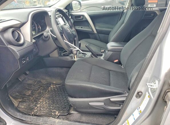 2T3BFREV1GW485271 2016 TOYOTA RAV4 Серебряный Вид салона спереди