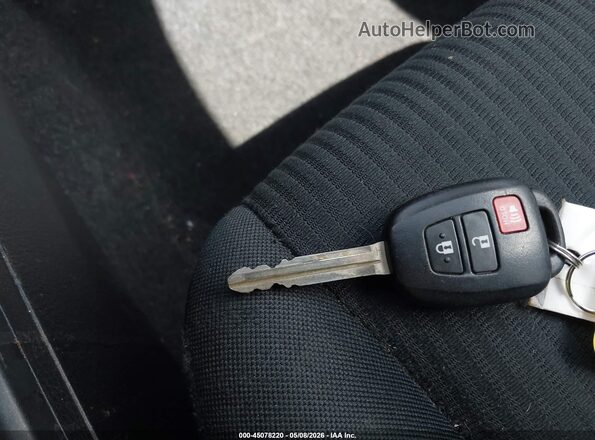 2T3BFREV2GW418808 2016 TOYOTA LE Black Vista del salpicadero