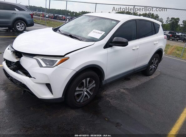 2T3BFREV2HW629900 2017 TOYOTA RAV4 White Front left