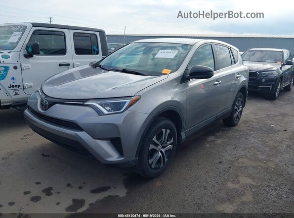 2T3BFREV2HW687571 2017 TOYOTA RAV4 Silver Առջևի ձախ երեք քառորդ տեսարան