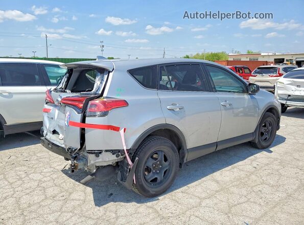 2T3BFREV3JW843980 2018 TOYOTA RAV4 Silver Հետևի աջ