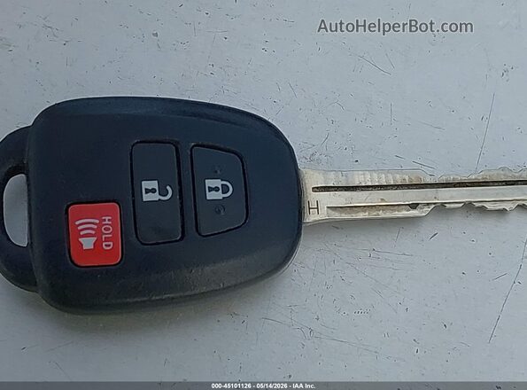 2T3BFREV4GW433150 2016 TOYOTA LE Серый Вид панели приборов