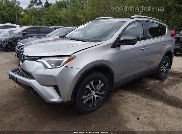 2T3BFREV5GW445551 2016 TOYOTA LE Silver Առջևի ձախ երեք քառորդ տեսարան