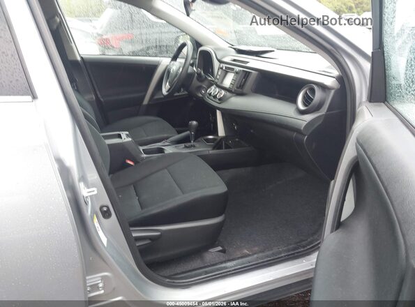 2T3BFREV7HW560816 2017 TOYOTA LE Silver 
