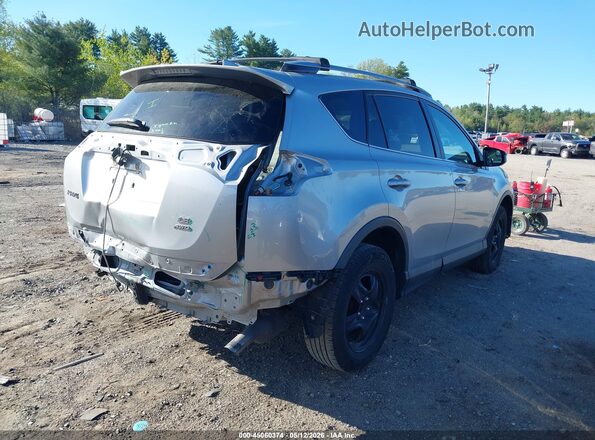2T3BFREV7HW672290 2017 TOYOTA LE Серебряный Задняя правая четверть