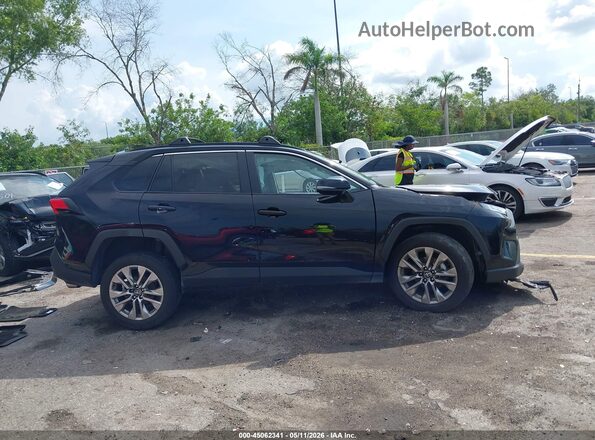 2T3C1RFV1RC284041 2024 TOYOTA LE Black Widok wnętrza z tyłu