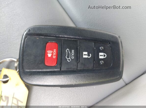 2T3C1RFV3MC142475 2021 TOYOTA RAV4 Silver Вид панелі приладів
