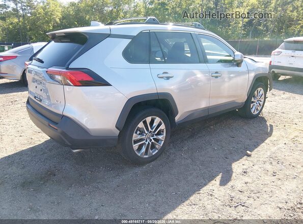 2T3C1RFV3PC225716 2023 TOYOTA RAV4 Серебряный Задняя правая четверть