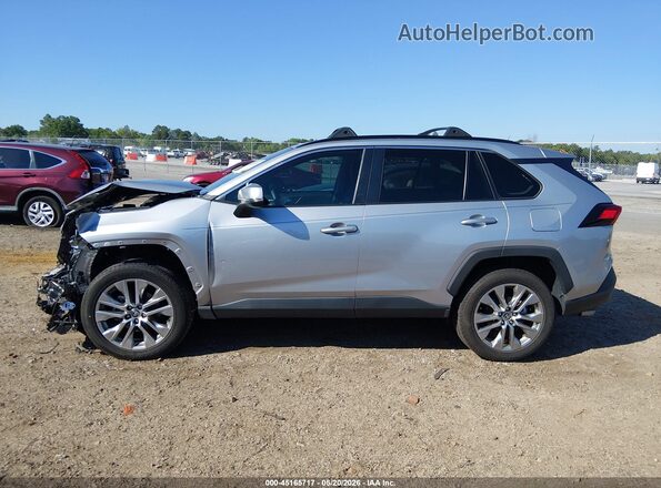2T3C1RFV3PC225716 2023 TOYOTA RAV4 Серебряный 