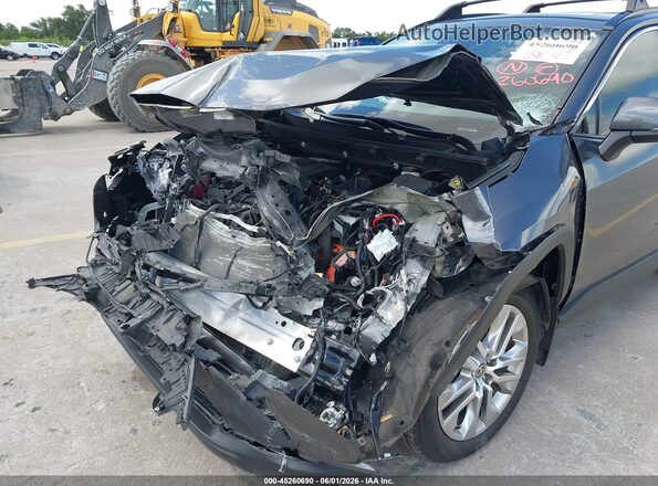 2T3C1RFV4RC293008 2024 TOYOTA RAV4 Серый Вид спереди
