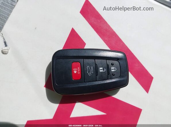 2T3C1RFV4RC293008 2024 TOYOTA RAV4 Серый Вид панели приборов