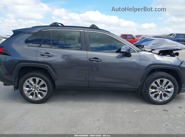2T3C1RFV4RC293008 2024 TOYOTA RAV4 Серый Вид задней части салона
