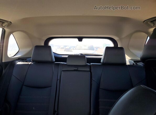 2T3C1RFV4RW329729 2024 TOYOTA RAV Белый Вид задних сидений