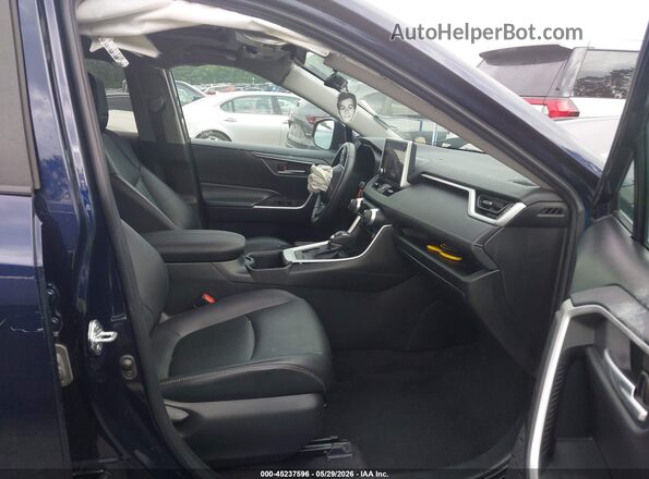 2T3C1RFV5PW296236 2023 TOYOTA RAV4 Blue Widok wnętrza z przodu