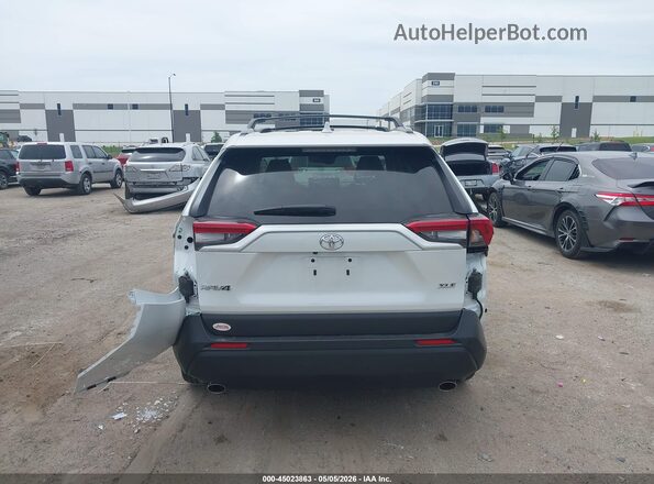 2T3C1RFV9RW310139 2024 TOYOTA LE White 