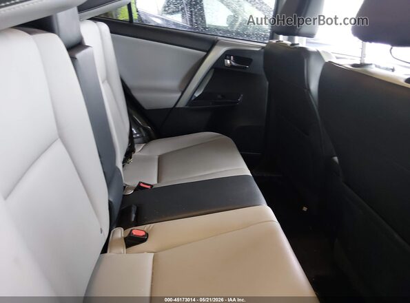 2T3DFREV2HW687756 2017 TOYOTA RAV4 Gray 