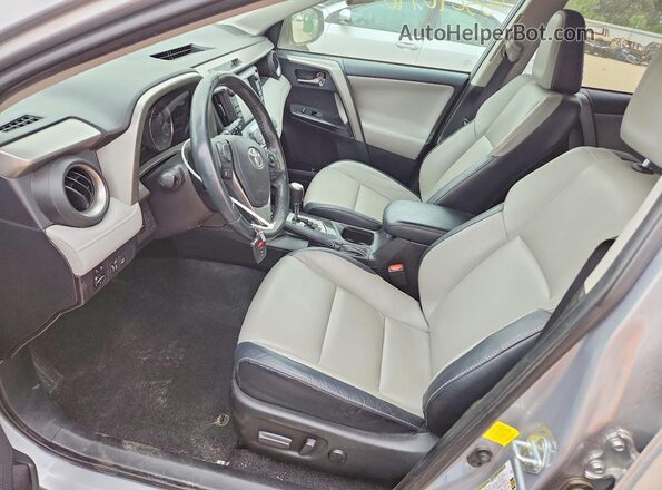 2T3DFREV8JW758285 2018 TOYOTA RAV4 Silver 