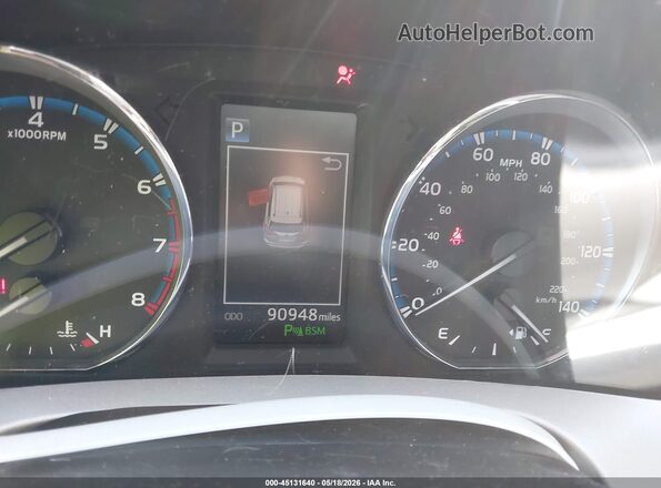 2T3DFREVXHW680697 2017 TOYOTA RAV4 Gray Հետևի նստատեղերի տեսք