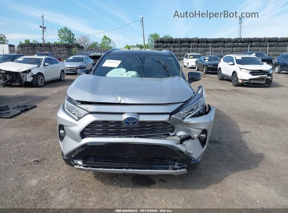 2T3E6RFV3MW010261 2021 TOYOTA RAV4 HYBRID Серебряный Вид спереди