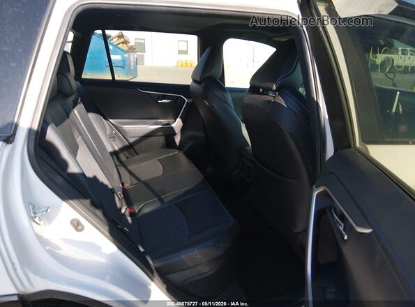 2T3E6RFV4MW006025 2021 TOYOTA RAV4 HYBRID White 