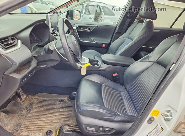 2T3E6RFVXMW004280 2021 TOYOTA RAV4 White წინა სალონის ხედი