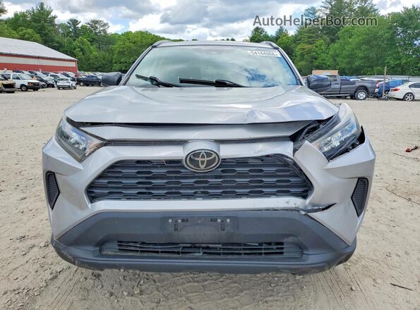 2T3F1RFV4KW050428 2019 TOYOTA RAV4 Silver Front view