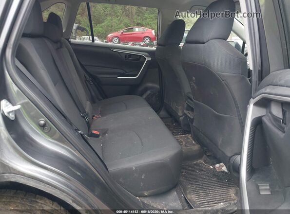 2T3F1RFV4LC115586 2020 TOYOTA RAV4 Gray Widok naklejki z numerem VIN