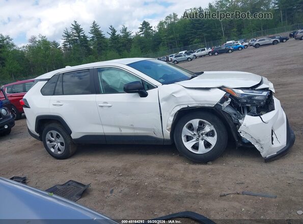 2T3F1RFV8RC422574 2024 TOYOTA RAV4 White Вид задньої частини салону