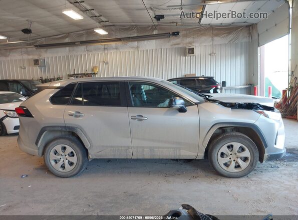 2T3F1RFV9SW561360 2025 TOYOTA LE Silver Вид задньої частини салону