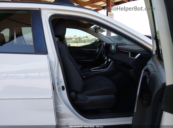 2T3G1RFV1MC189019 2021 TOYOTA RAV4 White Вид салону спереду