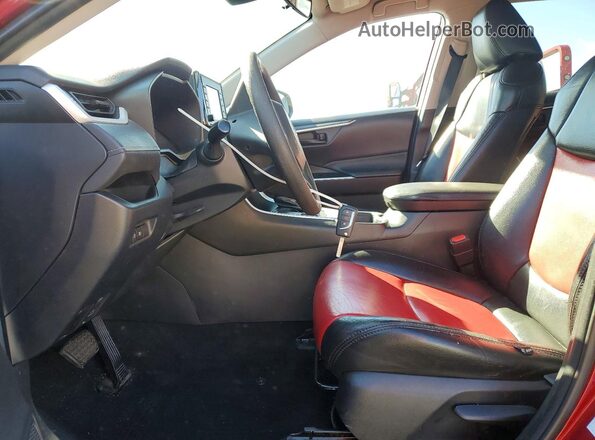 2T3G1RFV9LW100617 2020 TOYOTA RAV4 Красный Вид салона спереди