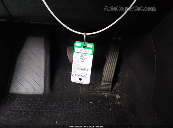 2T3H1RFV1RC252793 2024 TOYOTA LE White Widok deski rozdzielczej