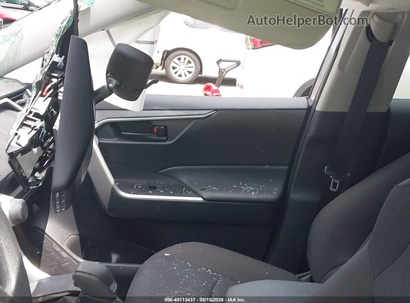 2T3H1RFV1SC352432 2025 TOYOTA RAV4 Silver Front interior view