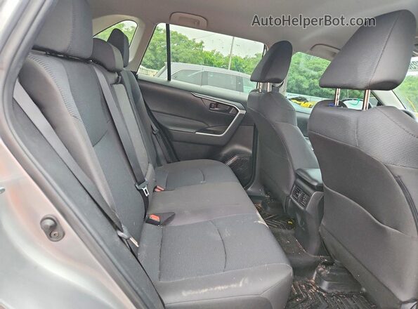 2T3H1RFV3RC256764 2024 TOYOTA RAV4 Gray Вид задньої частини салону