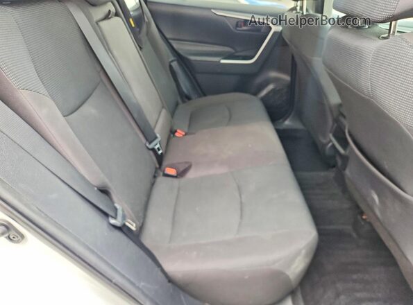 2T3H1RFV8MW121383 2021 TOYOTA LE White 