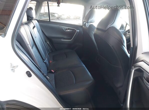 2T3J1RFV4PW381530 2023 TOYOTA RAV4 White 