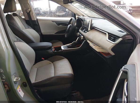 2T3J1RFV8KW034100 2019 TOYOTA RAV4 Gray Widok wnętrza z przodu