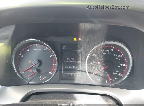 2T3JFREV7GW430335 2016 TOYOTA RAV4 Black Widok tylnych siedzeń