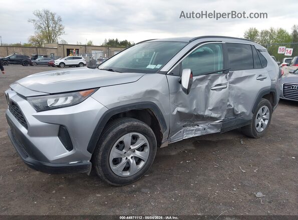 2T3K1RFV5MC130372 2021 TOYOTA LE Silver Առջևի ձախ երեք քառորդ տեսարան