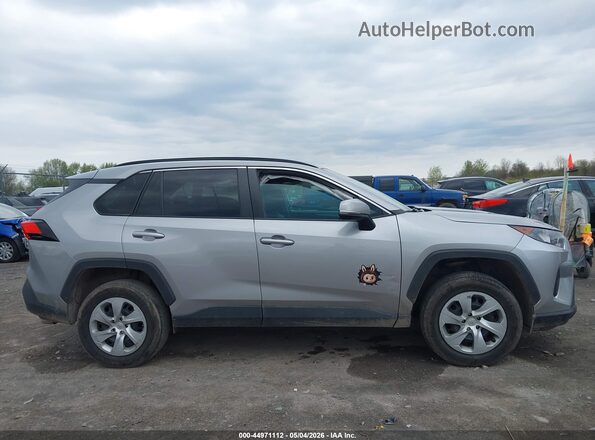 2T3K1RFV5MC130372 2021 TOYOTA LE Silver Սալոնի հետևի տեսք