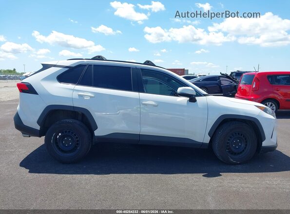 2T3K1RFV8LW072142 2020 TOYOTA RAV4 White Vista interior trasera