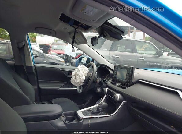 2T3MWRFV3KW043317 2019 TOYOTA LE Blue 