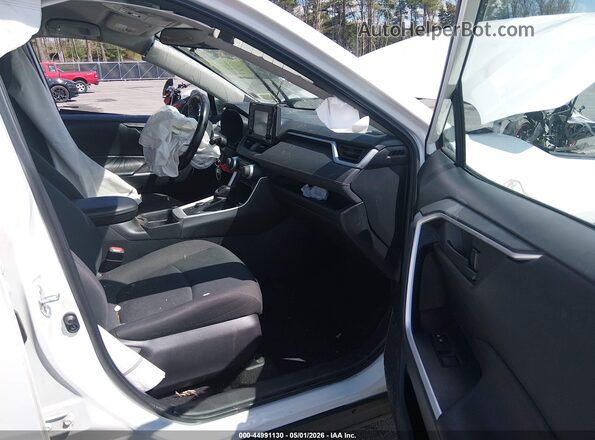 2T3MWRFV6MW116490 2021 TOYOTA LE Белый Вид салона спереди