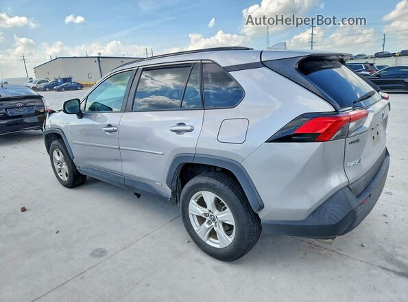 2T3MWRFV7KW027587 2019 TOYOTA RAV4 Silver 