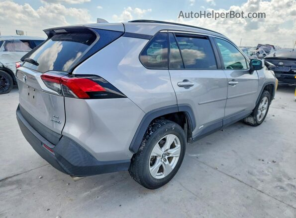 2T3MWRFV7KW027587 2019 TOYOTA RAV4 Silver 