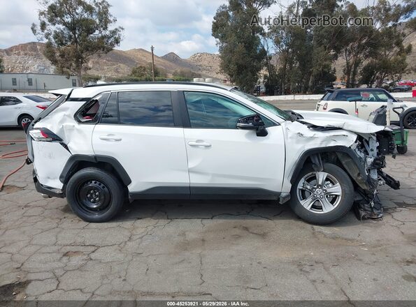 2T3MWRFVXRW223095 2024 TOYOTA RAV4 HYBRID White Rear interior view