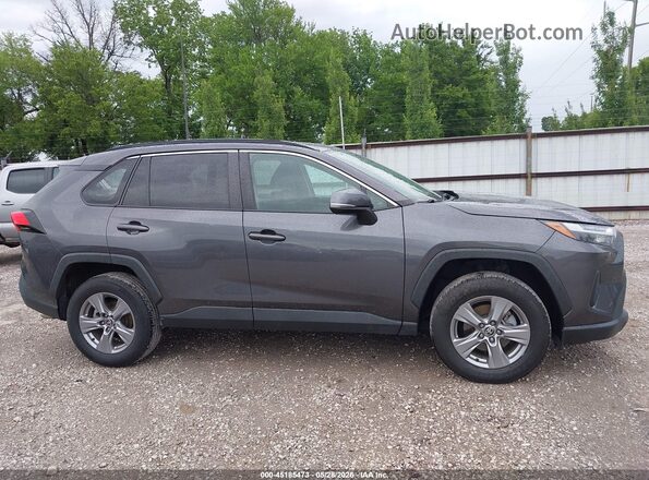 2T3P1RFV0NW257049 2022 TOYOTA RAV4 Gray Սալոնի հետևի տեսք