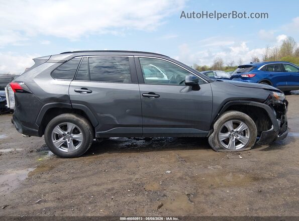 2T3P1RFV0RW436052 2024 TOYOTA LE Gray Vista interior trasera