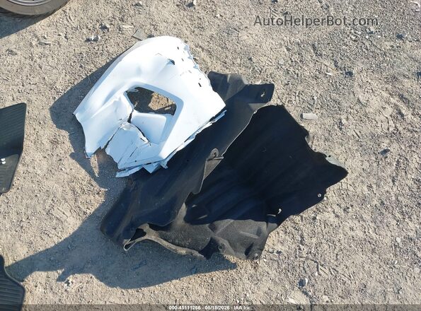 2T3P1RFV0SC562032 2025 TOYOTA RAV4 White Սարքավորումների վահանակի տեսք