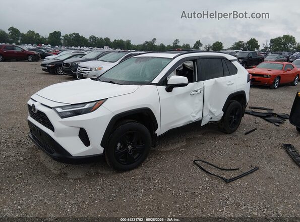 2T3P1RFV1RC443531 2024 TOYOTA RAV4 Белый Передняя левая четверть
